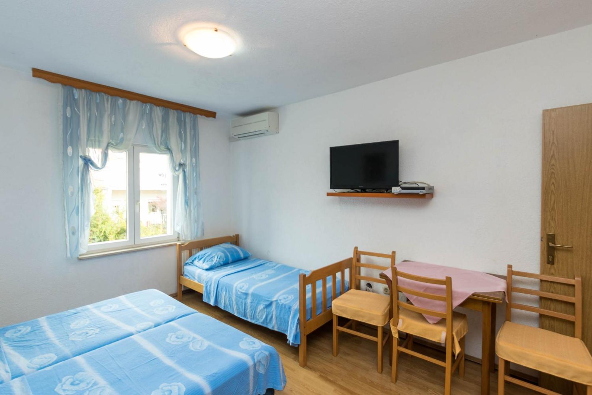 Apartments Cipetic คาชเตลา ภายนอก รูปภาพ