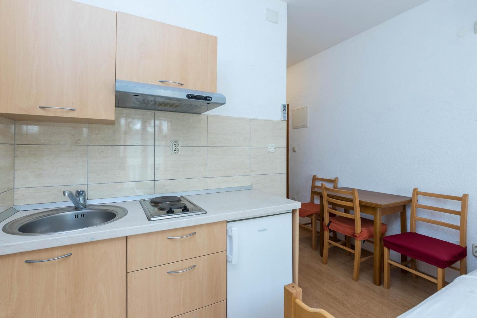 Apartments Cipetic คาชเตลา ภายนอก รูปภาพ