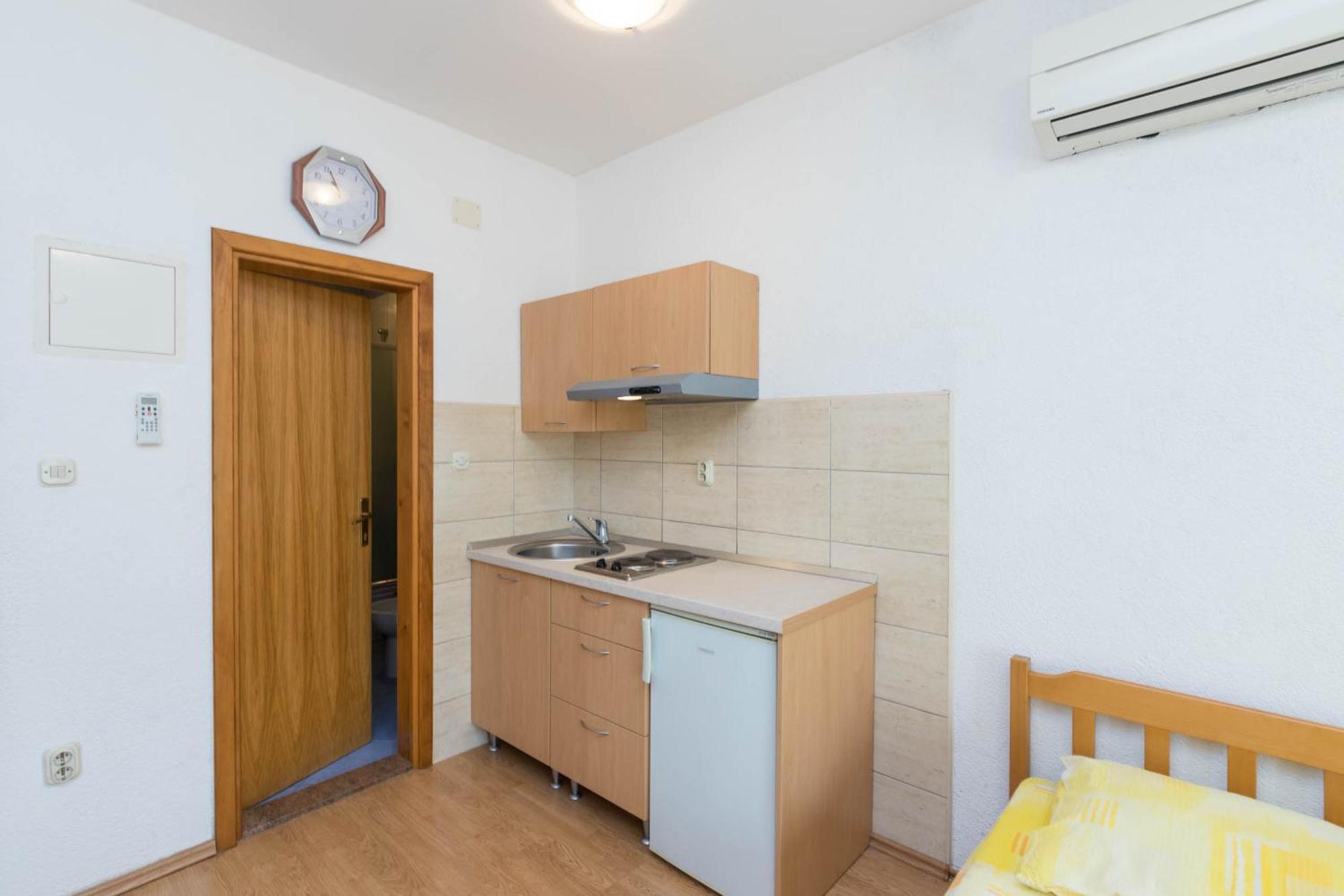 Apartments Cipetic คาชเตลา ภายนอก รูปภาพ