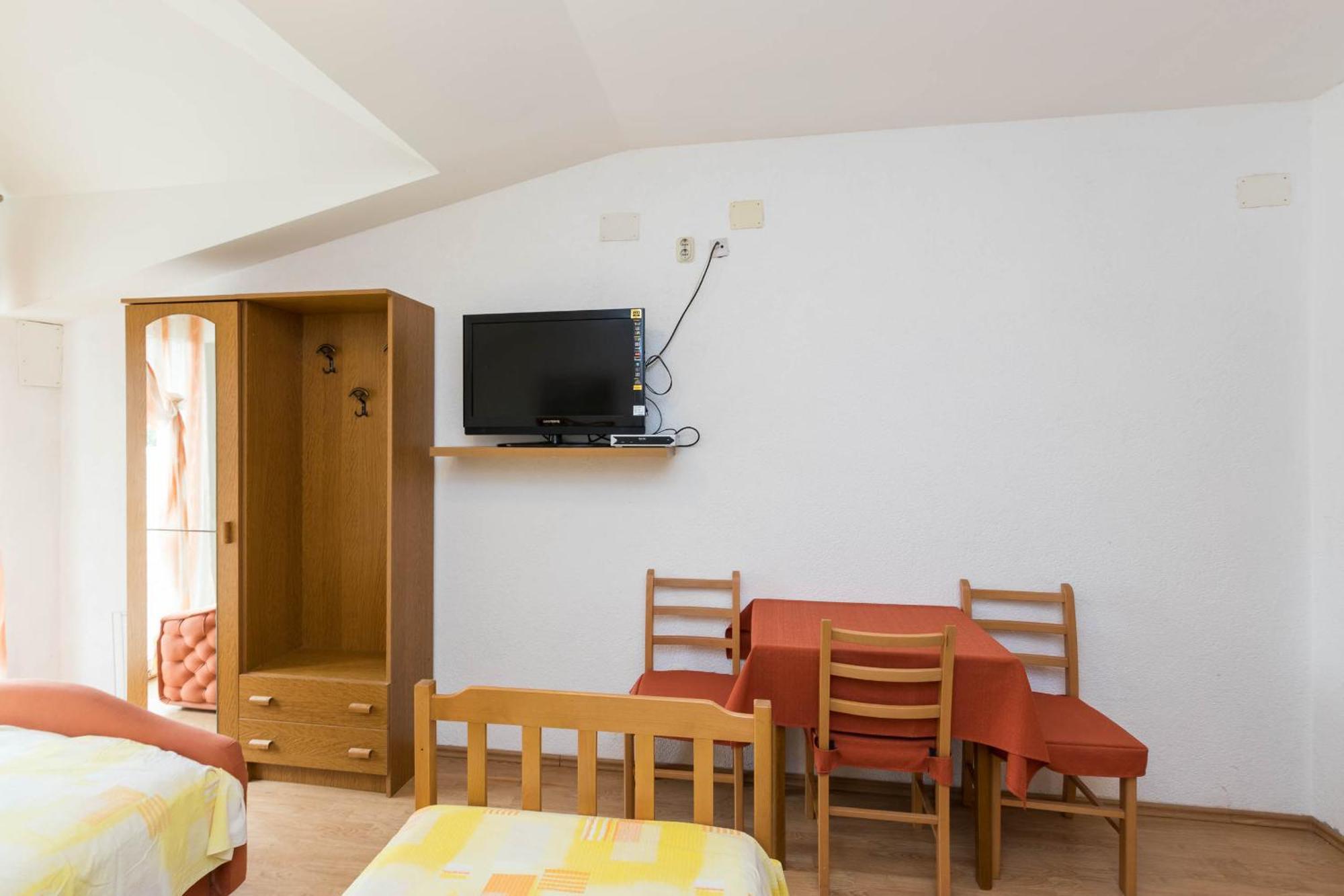 Apartments Cipetic คาชเตลา ภายนอก รูปภาพ