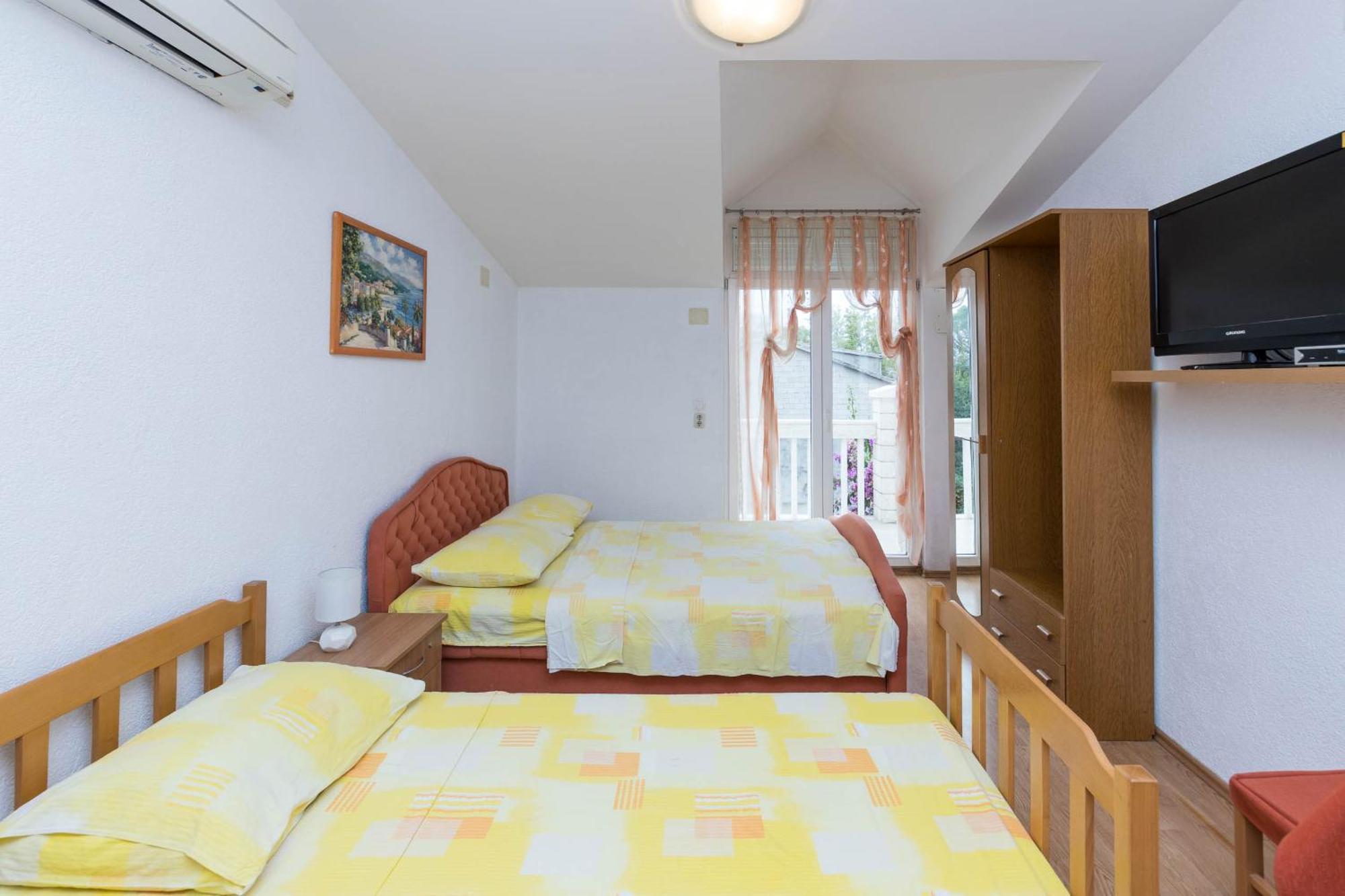 Apartments Cipetic คาชเตลา ภายนอก รูปภาพ