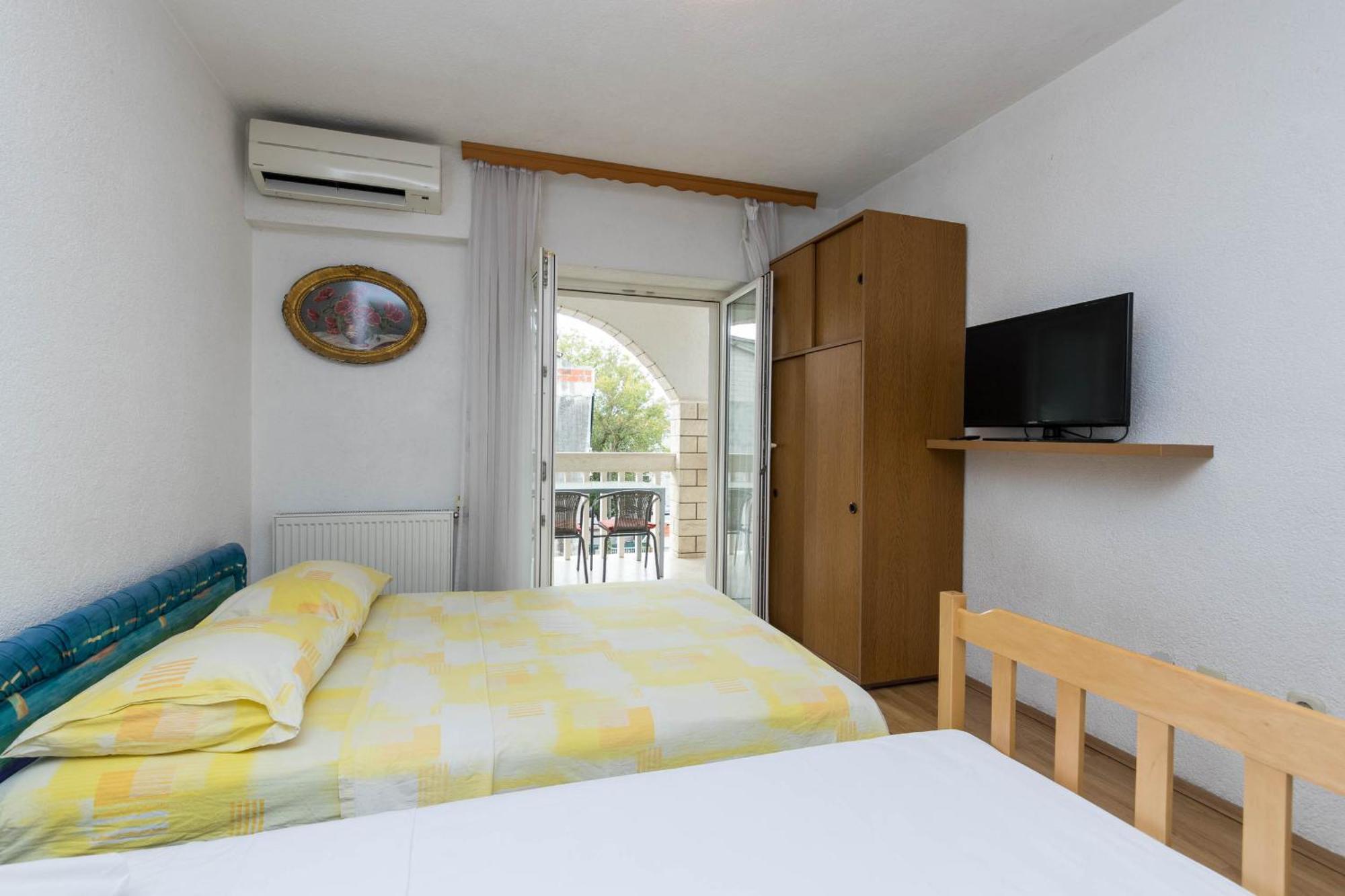 Apartments Cipetic คาชเตลา ภายนอก รูปภาพ