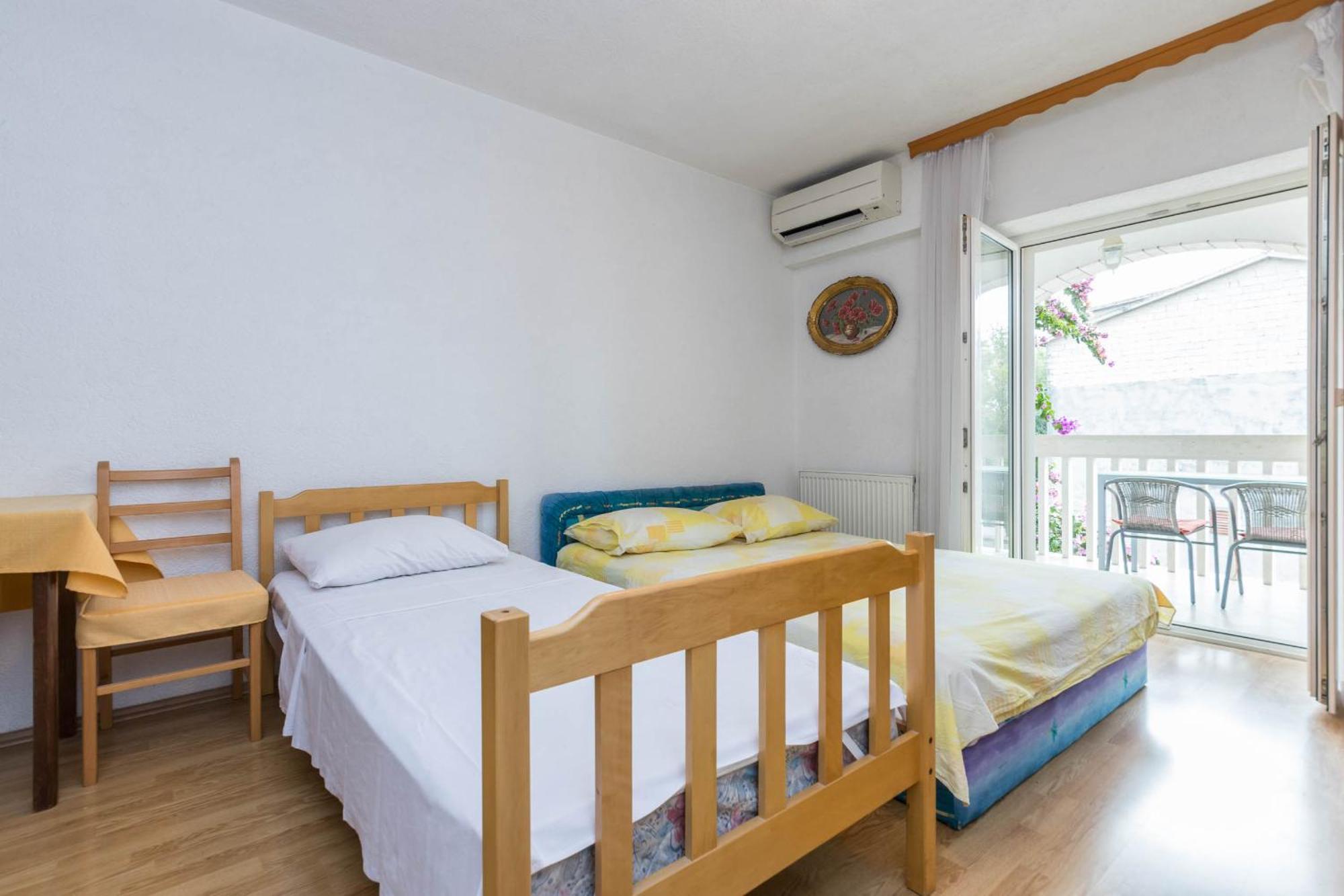 Apartments Cipetic คาชเตลา ภายนอก รูปภาพ